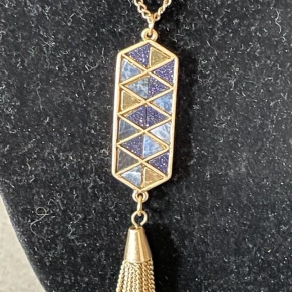 Gorgeous Gold Electroplated 60's Tassel Pendant with Inlaid Stones on a 30" - Picture 2 of 7